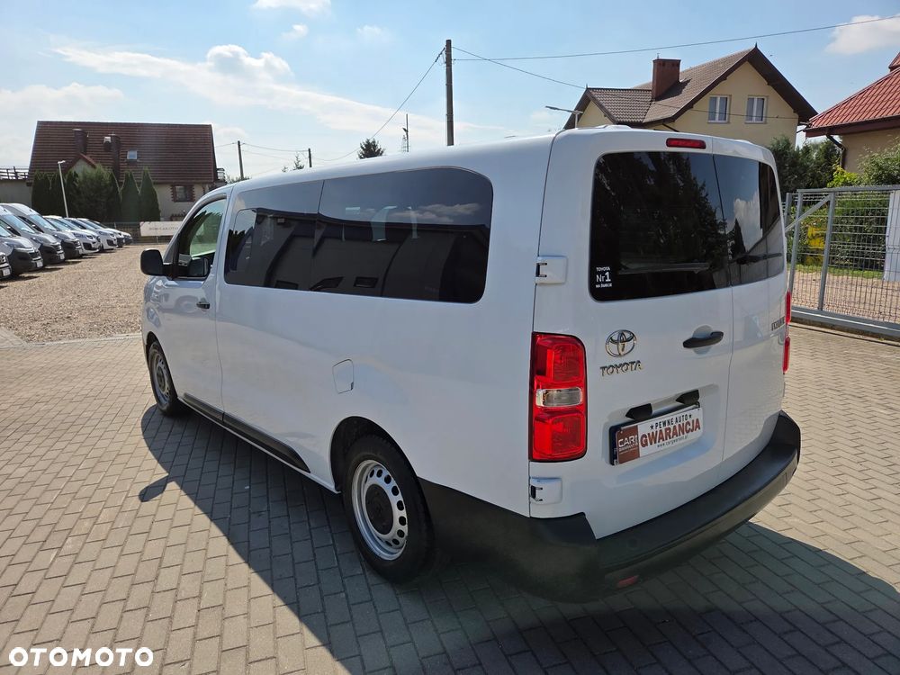 Toyota ProAce 2,0-l-D-4D L2 (9-Si.) Verso Flow - 7