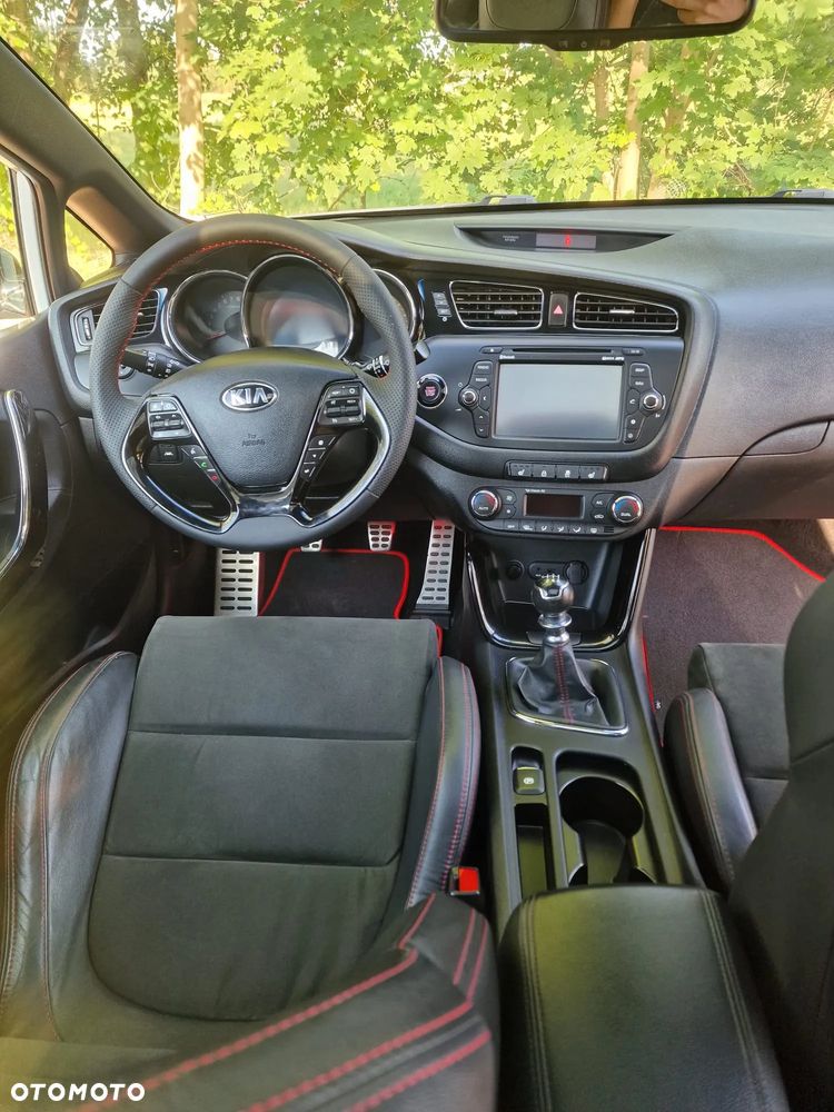 Kia ProCeed 1.6 T-GDI GT L - 21