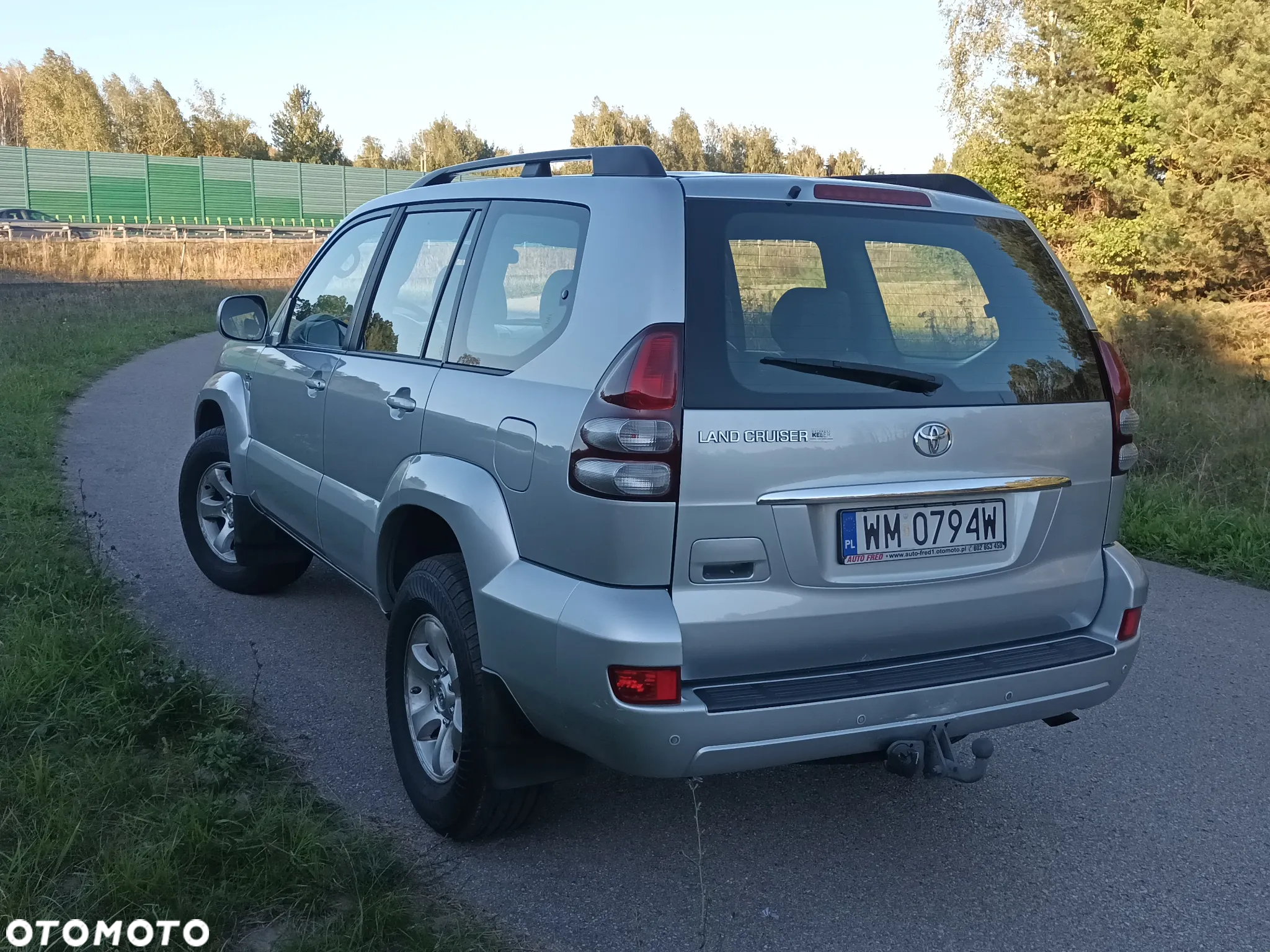 Toyota Land Cruiser - 13