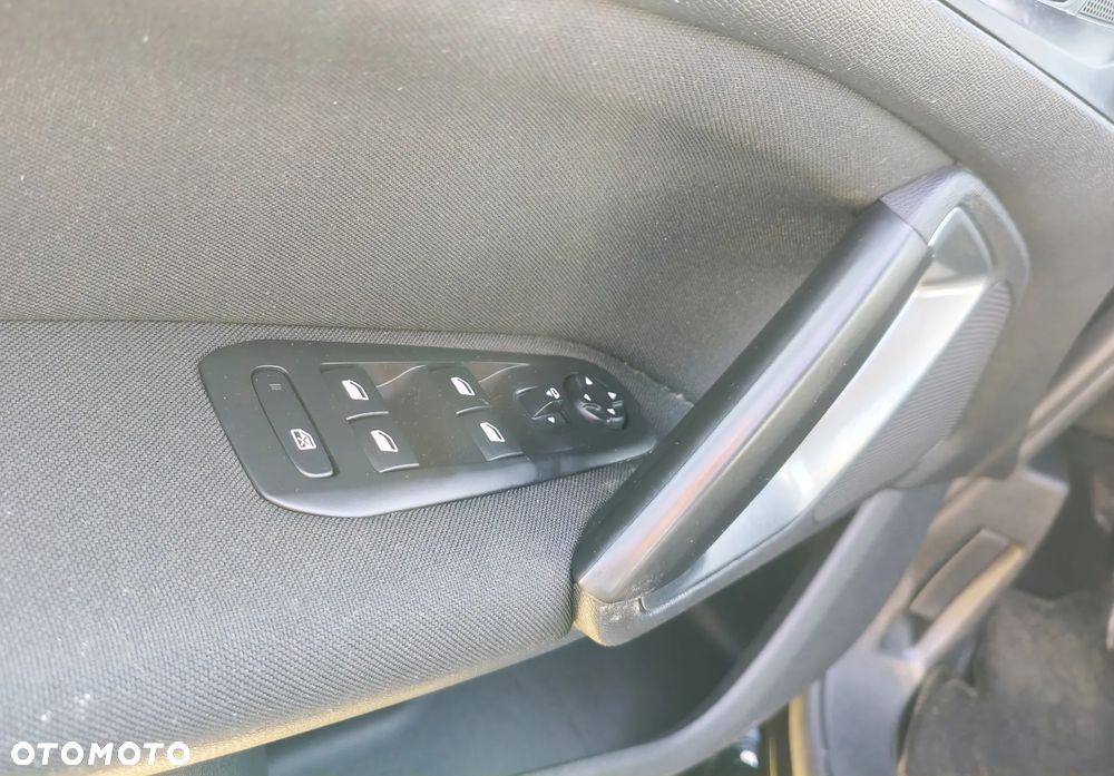 Peugeot 308 125 THP Active - 13