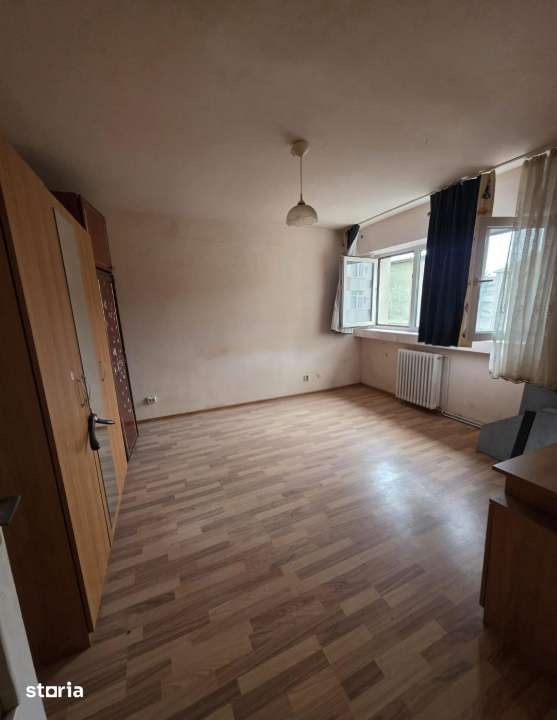Apartament cu o camera in M-uri, 30 mp., etajul 1 — fotografia 1