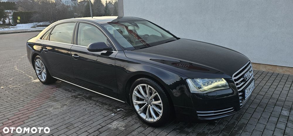 Audi A8 - 7