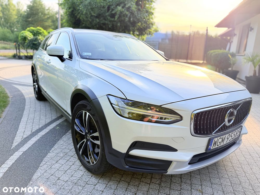Volvo V90 D4 AWD Momentum - 18