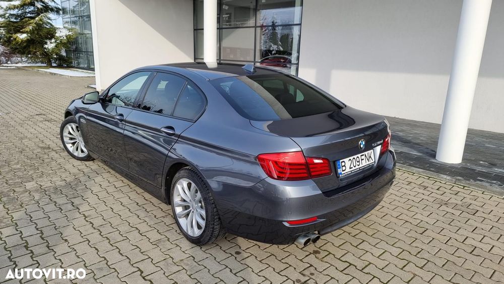 BMW Seria 5 520d Aut. - 4