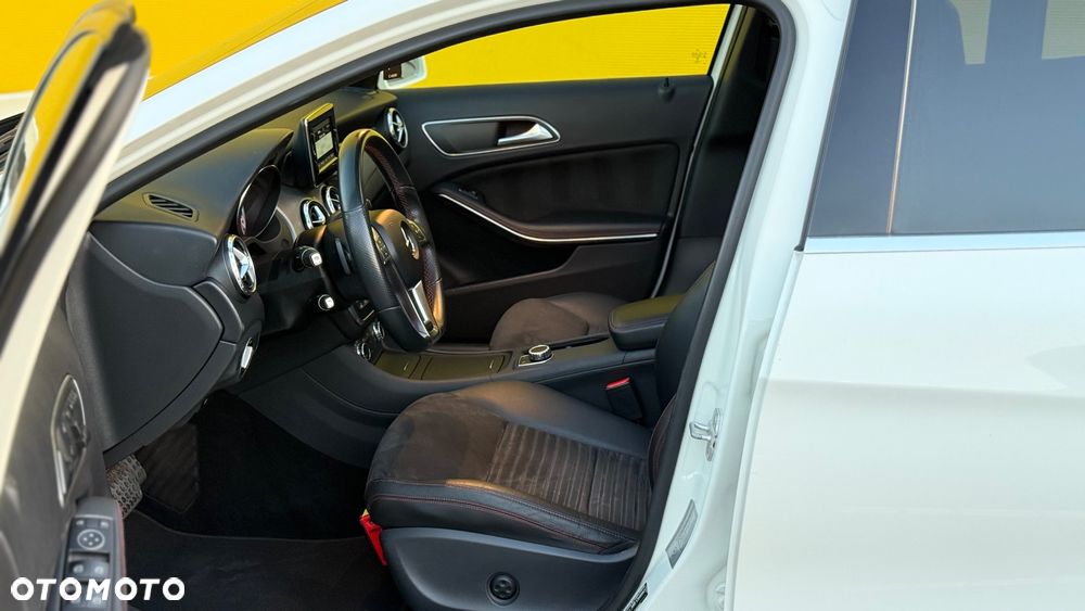 Mercedes-Benz GLA 250 4-Matic - 21