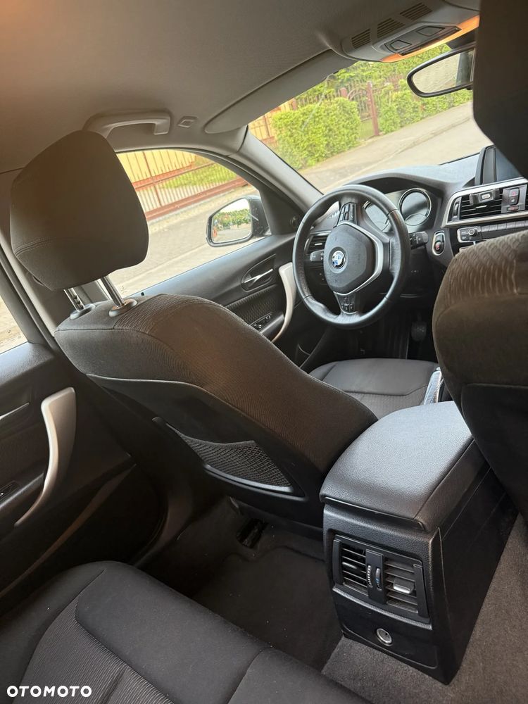 BMW Seria 1 118i - 20