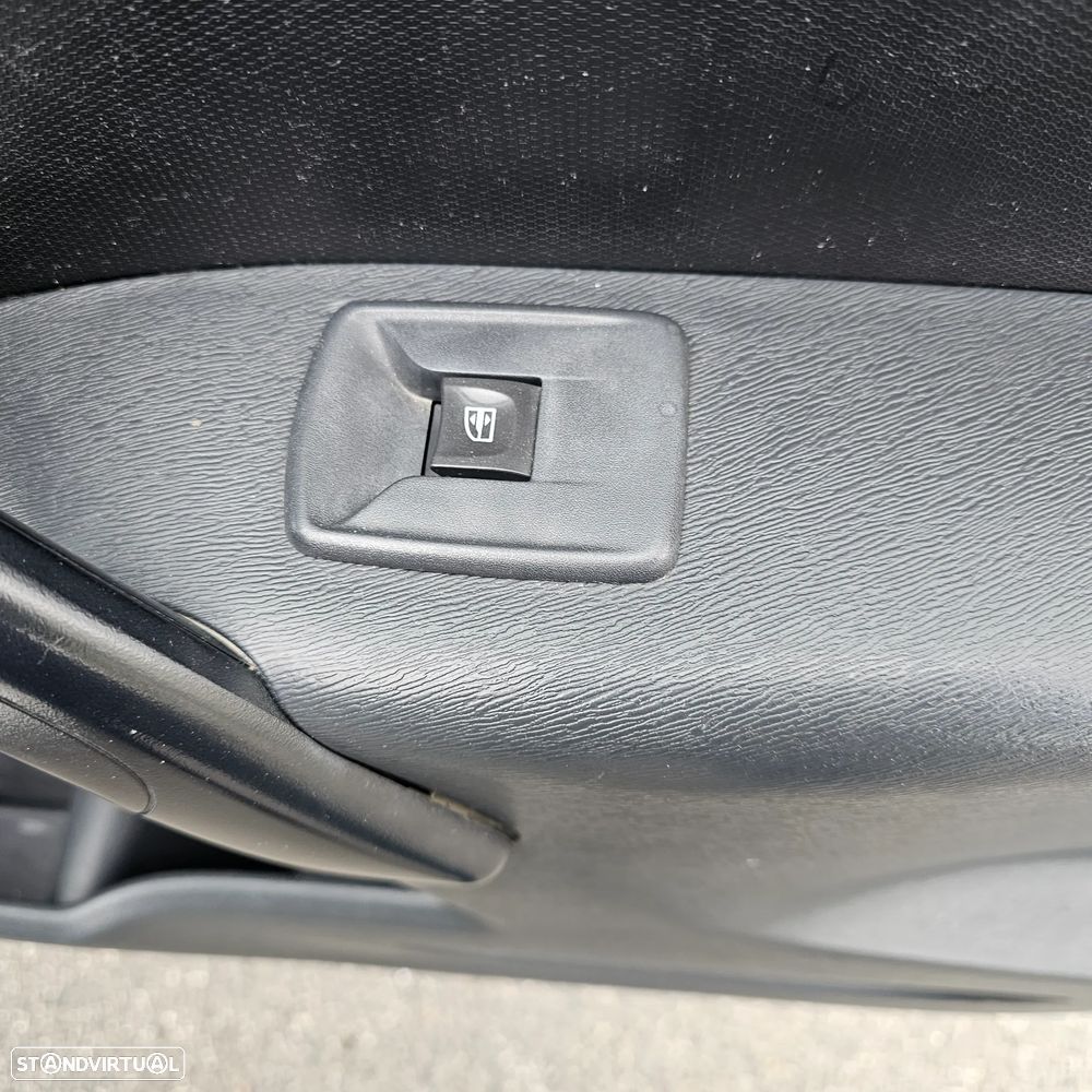 Renault Kangoo 3lug isótermica - 18