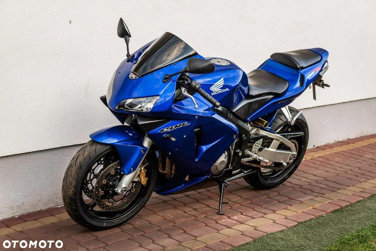 Honda CBR - 6