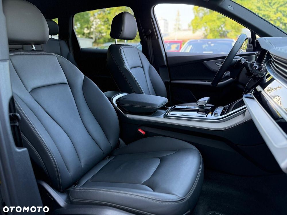 Audi Q7 - 35