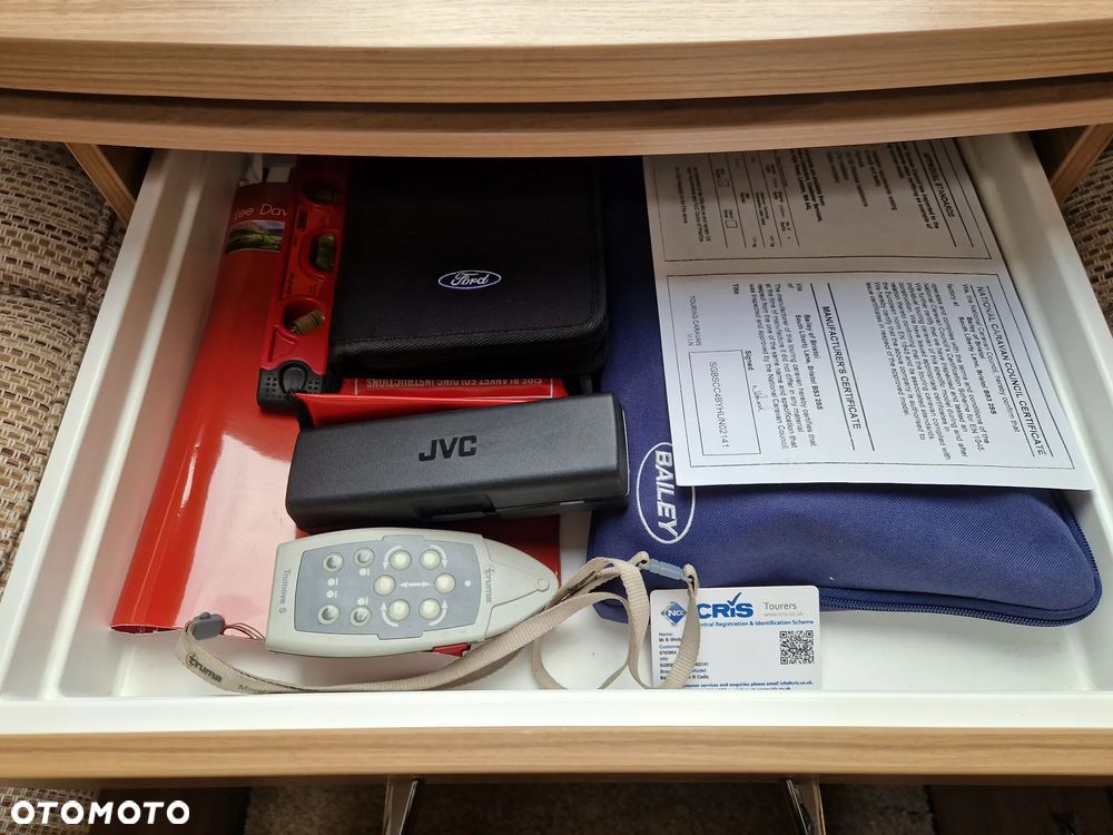 Bailey Unicorn CADIZ - 23