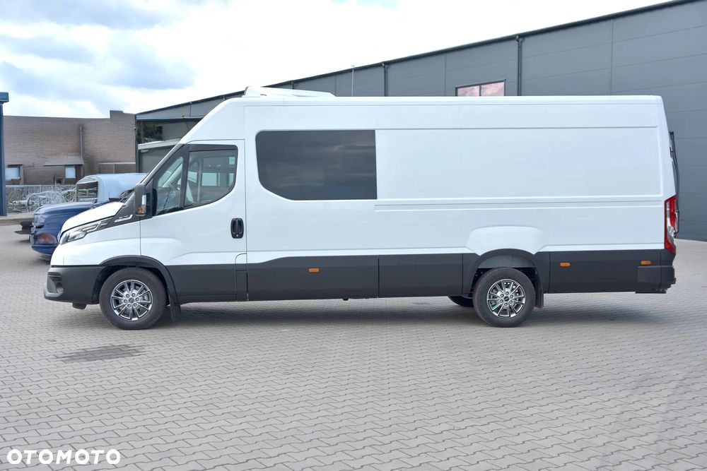 Iveco Daily 35S18 180km zabudowa brygadowa 7osobowy MOBILCAR - 4