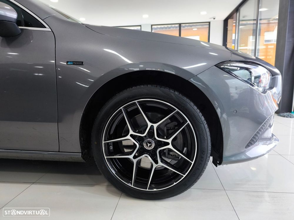 Mercedes-Benz CLA 250 e Shooting Brake Progressive - 8