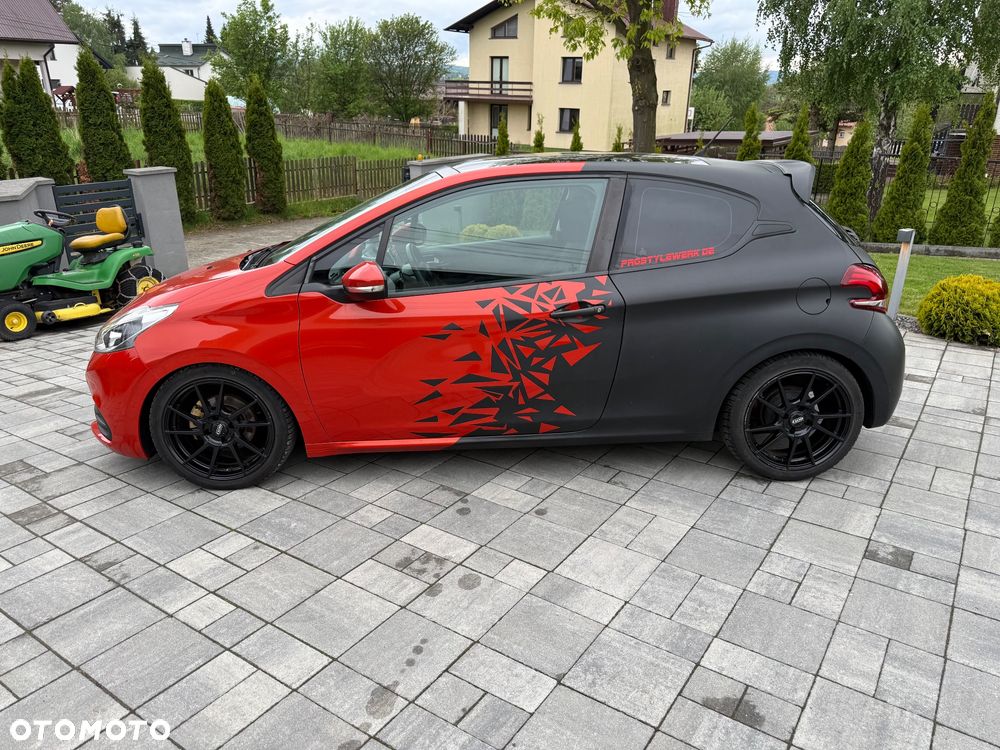 Peugeot 208 - 7