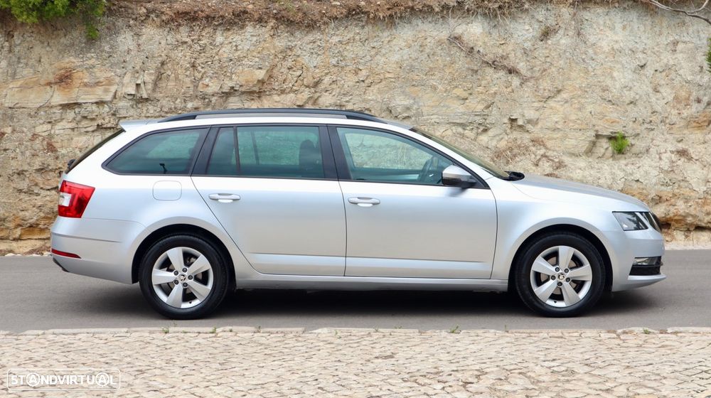 Skoda Octavia Break 1.6 TDi Ambition - 9