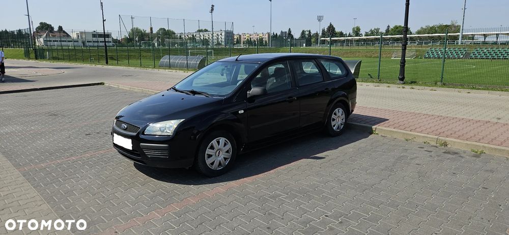 Ford Focus 1.8 FF Ambiente - 4