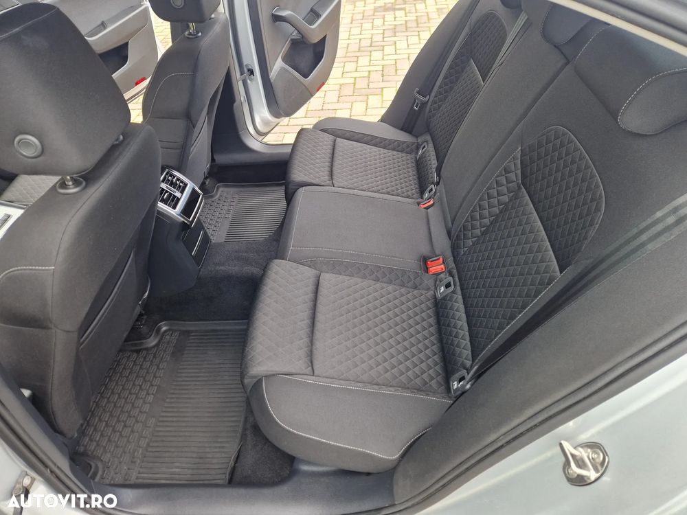 Skoda Superb 2.0 TDI DSG Ambition - 15