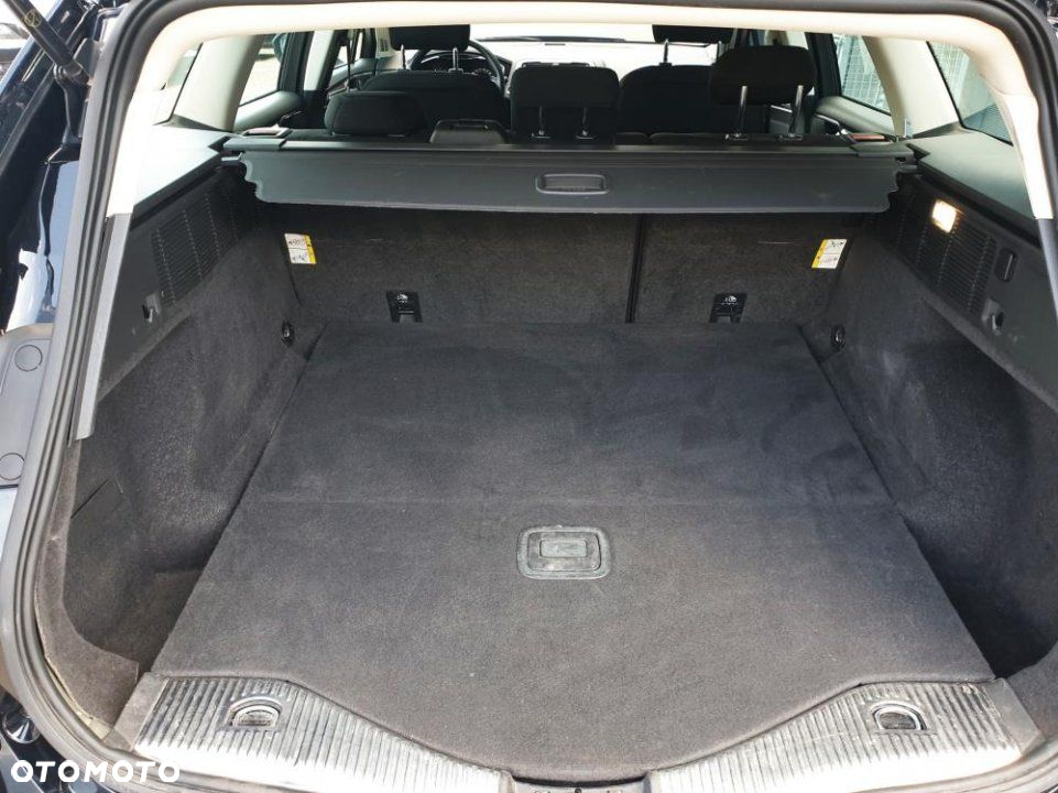 Ford Mondeo - 30