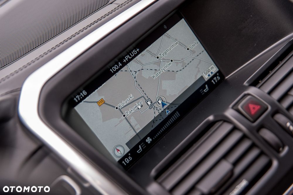 Volvo XC 60 - 30