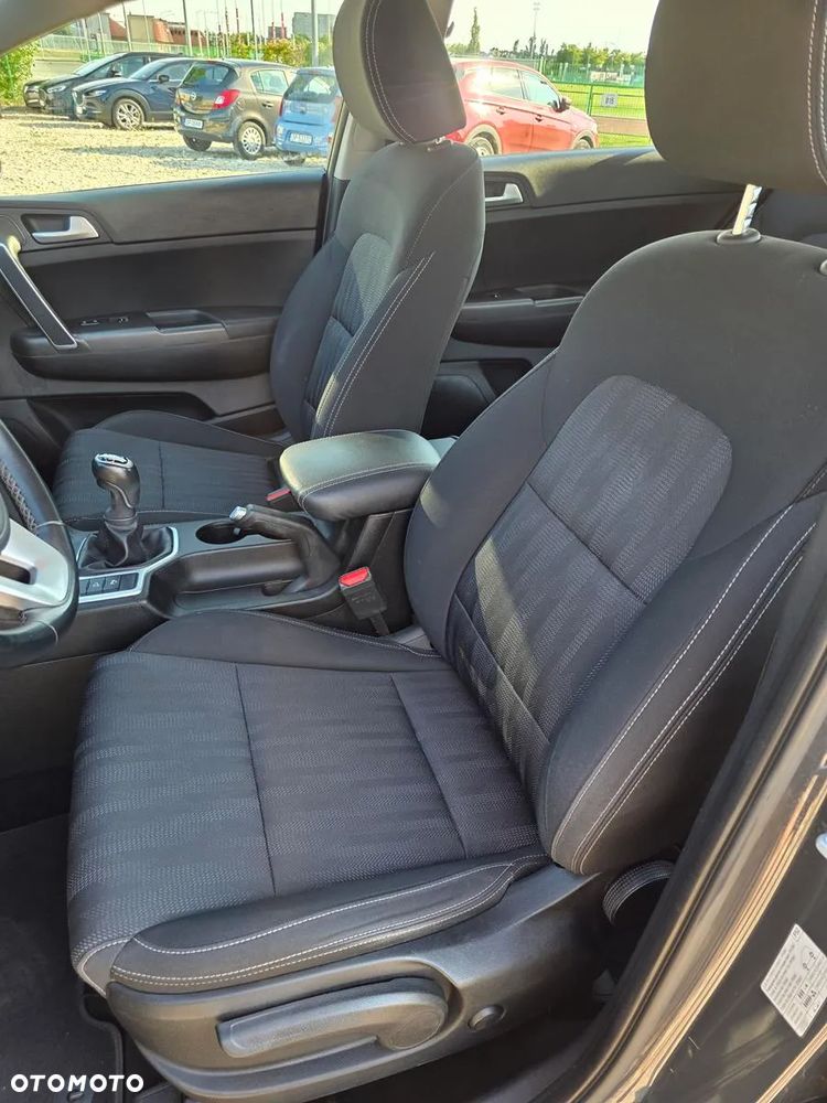 Kia Sportage 1.6 CRDI 2WD SPIRIT - 11