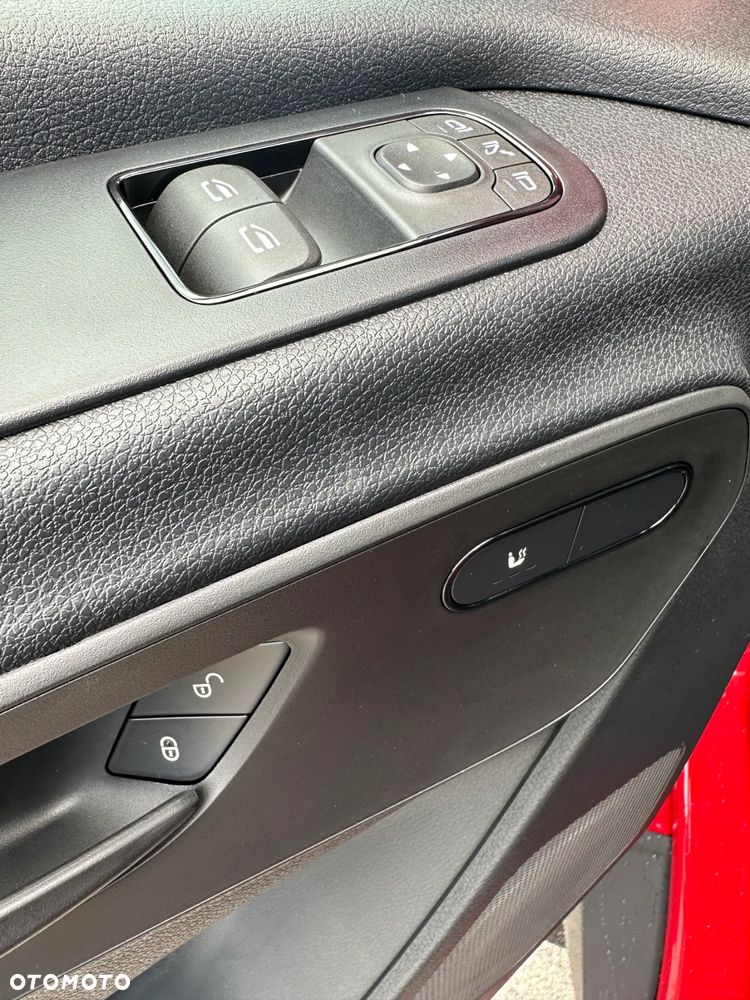 Mercedes-Benz Sprinter - 11