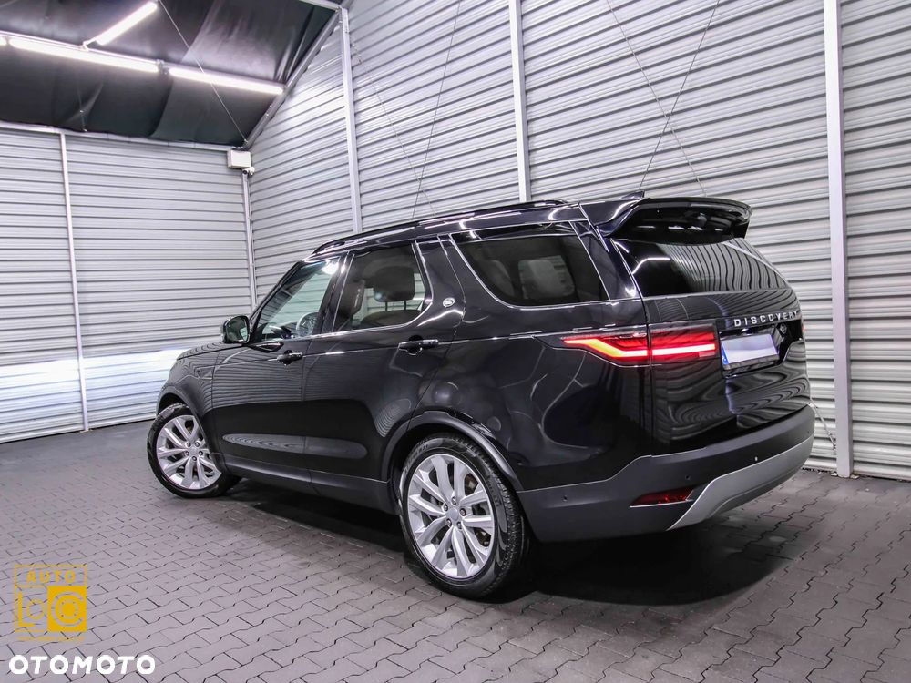 Land Rover Discovery ver-v-3-0-d250-mhev-r--dynamic-hse - 4