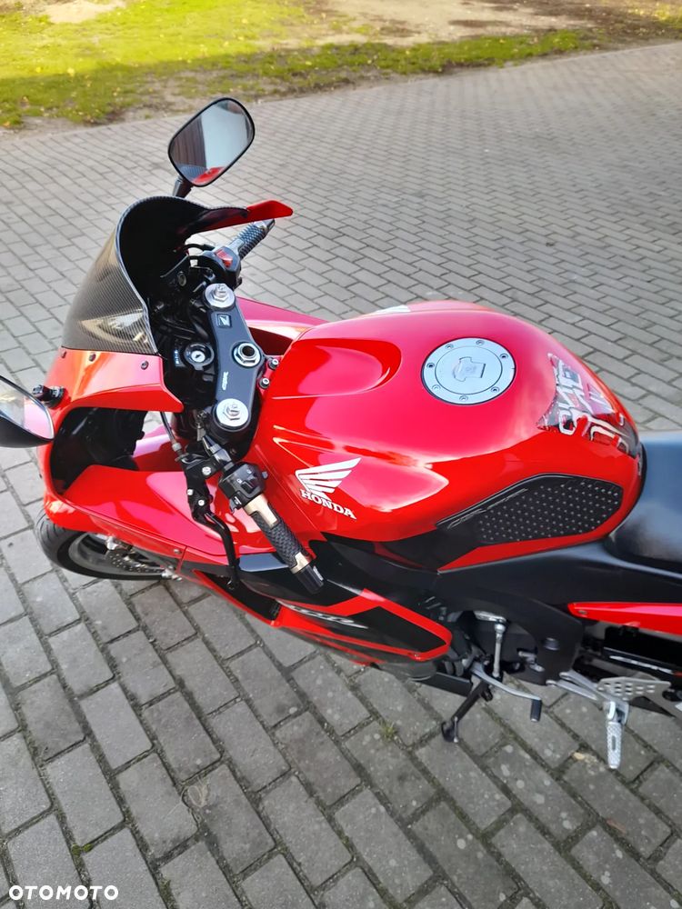 Honda CBR - 4