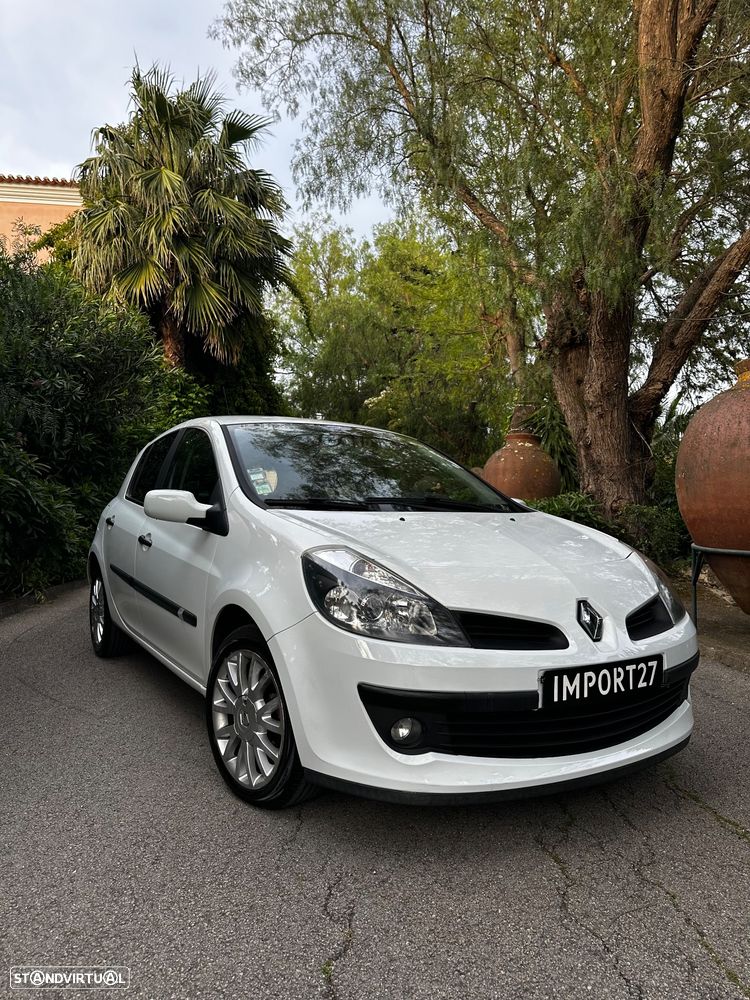 Renault Clio 1.5 dCi Confort - 6