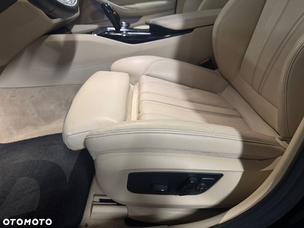 BMW Seria 5 530d M Sport sport - 18