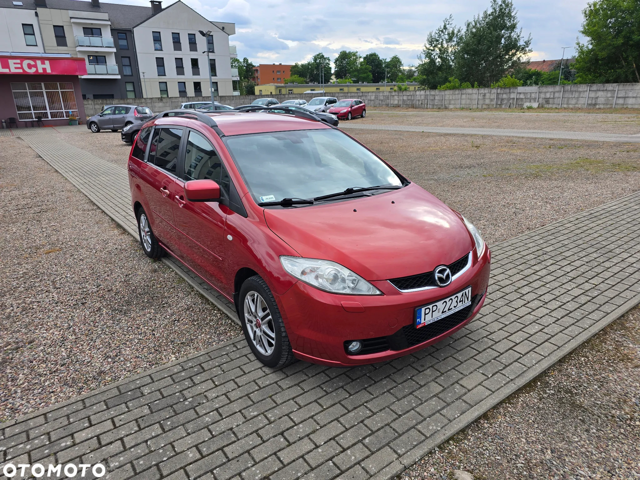 Mazda 5 2.0 Exclusive + - 4