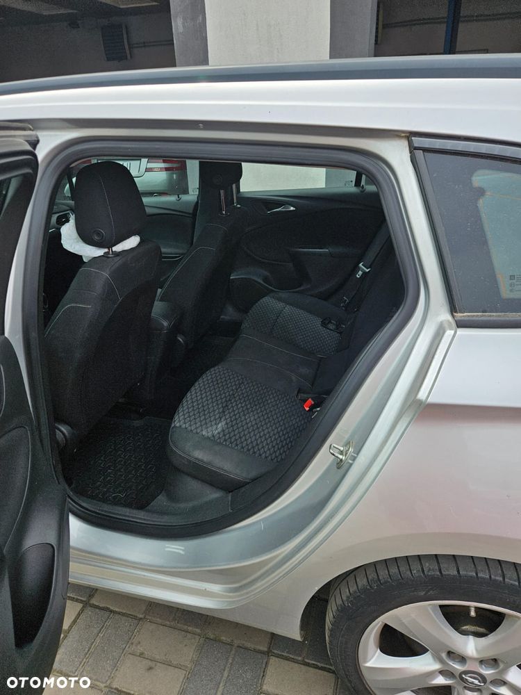 Opel Astra 1.7 CDTI Sport - 12