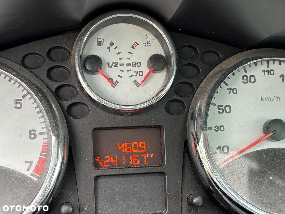 Peugeot 207 1.6 Premium - 10