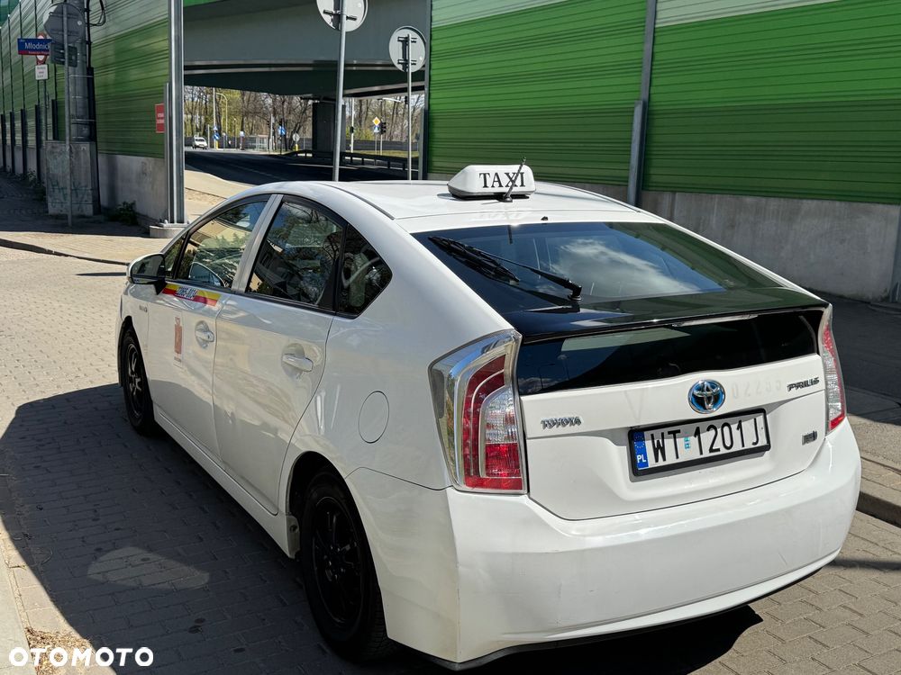 Toyota Prius 1.8 Hybrid Prestige - 6