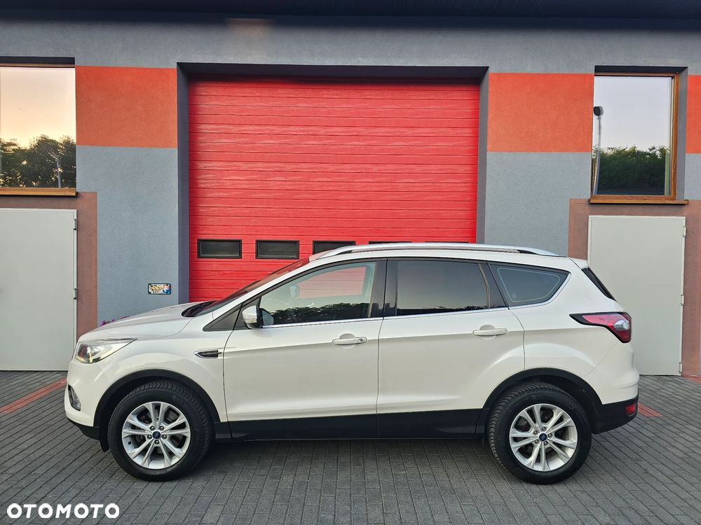 Ford Kuga 2.0 TDCi FWD Titanium - 17