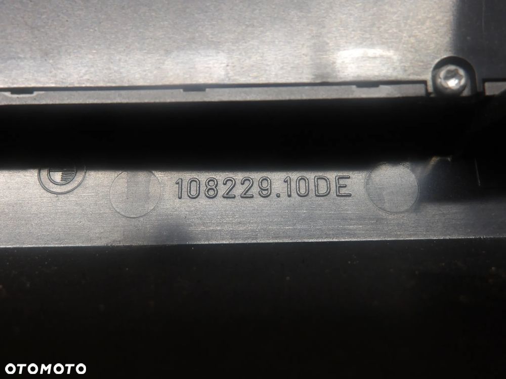 BMW E91 KOMBI 2.0D RAMKA OSŁONA PANEL ŚRODKOWY 10822910DE - 4