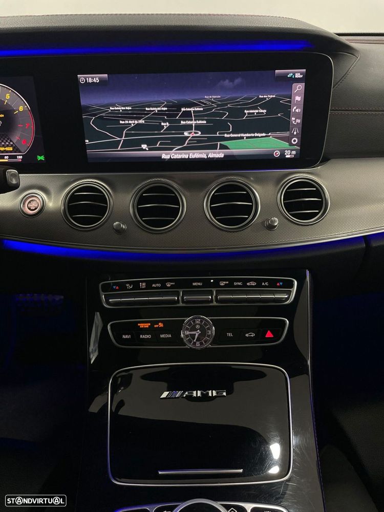 Mercedes-Benz E 43 AMG 4-Matic - 28