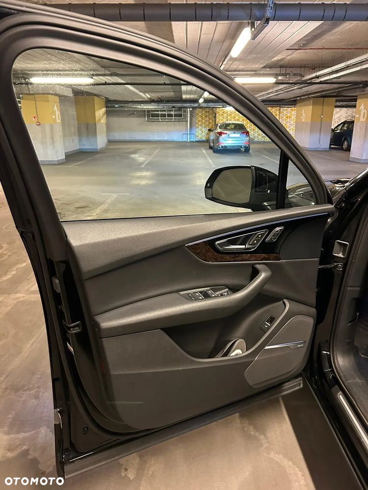 Audi Q7 3.0 TFSI Quattro Tiptronic - 18