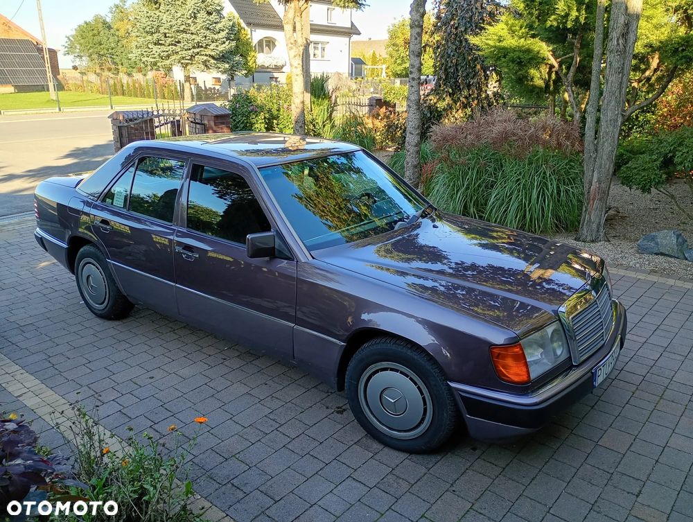 Mercedes-Benz W124 (1984-1993) - 10