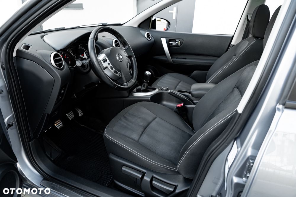 Nissan Qashqai 2.0 4x4 Tekna - 19