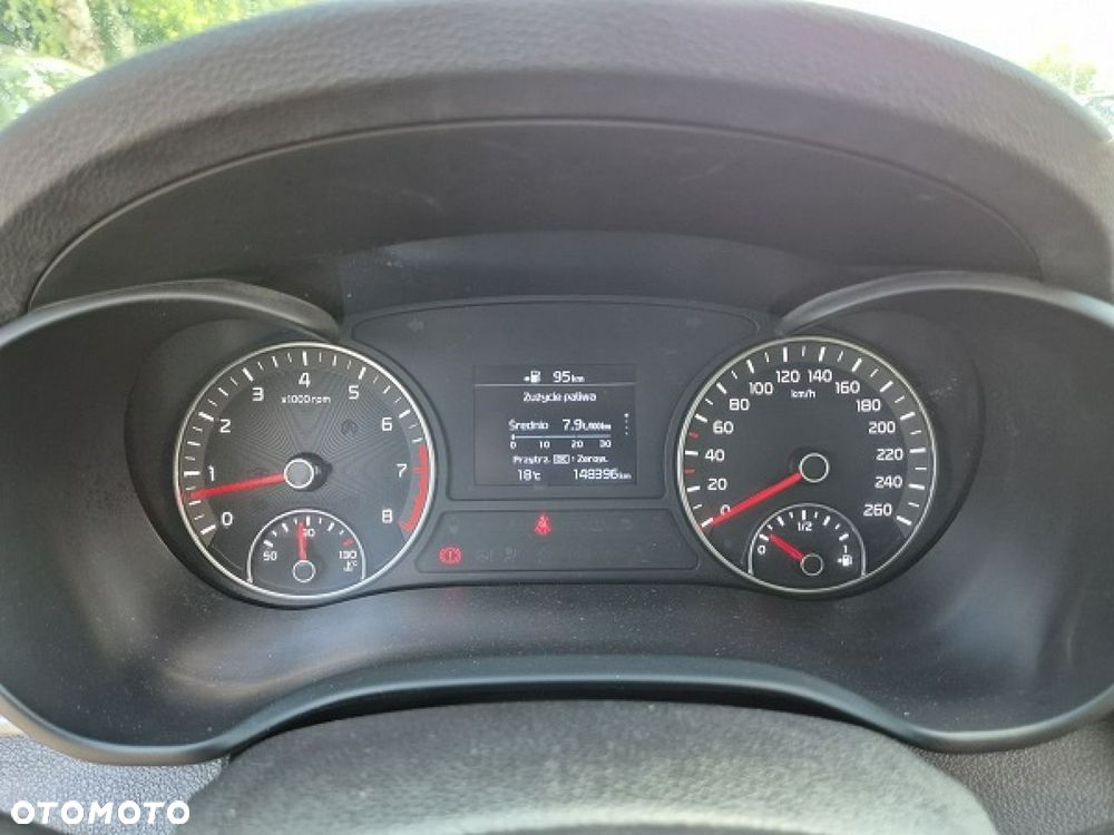 Kia Optima 2.0 L - 34