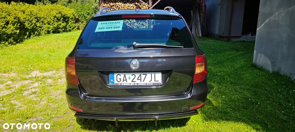 Skoda Superb Combi 2.0 TDI 4x4 DSG L&K - 5
