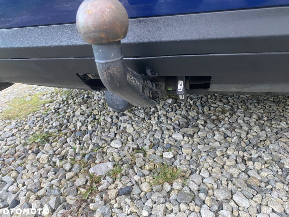 Volkswagen Passat 2.0 FSI Comfortline - 13