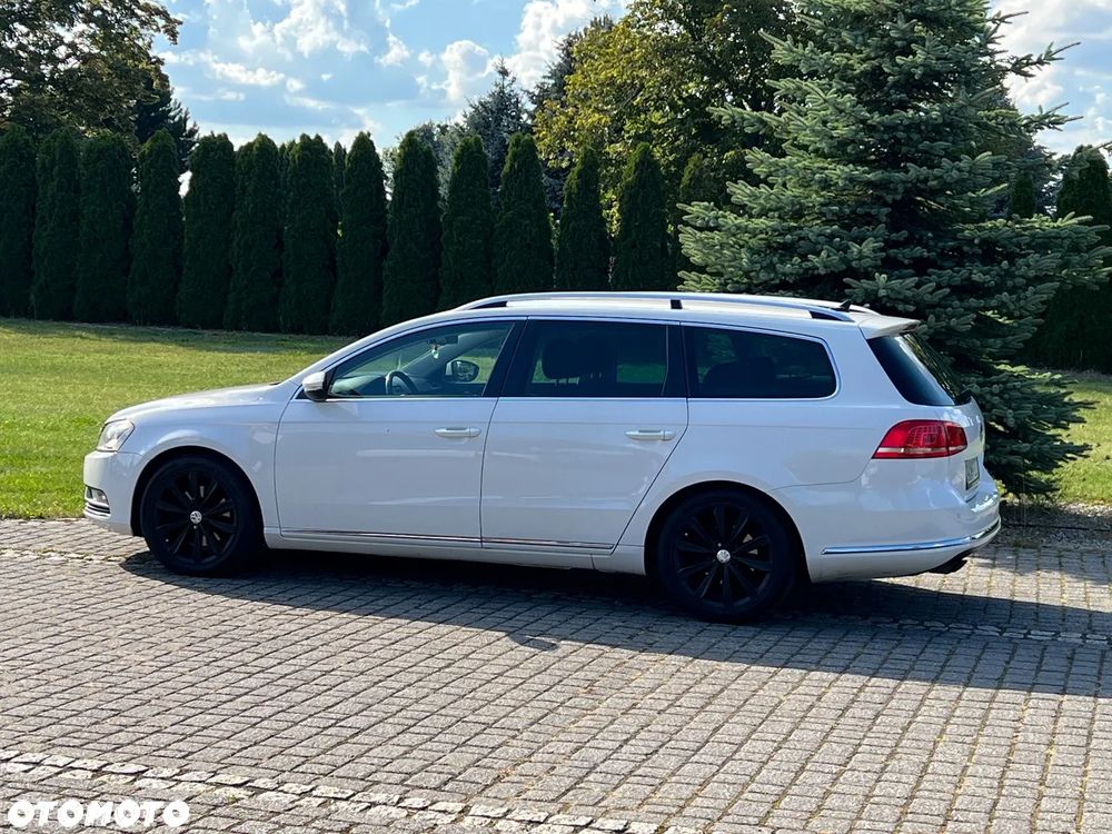 Volkswagen Passat - 4