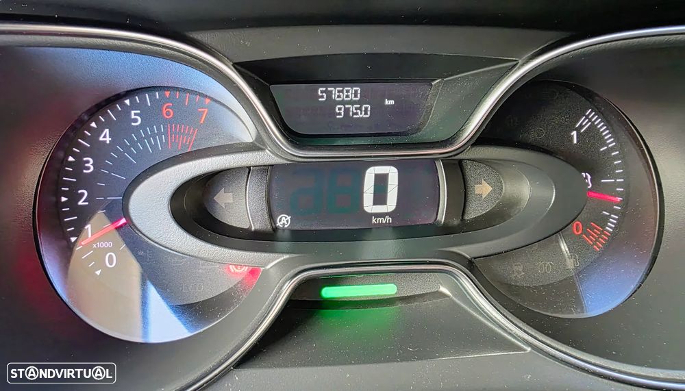 Renault Captur 1.2 TCe Exclusive XMOD - 26