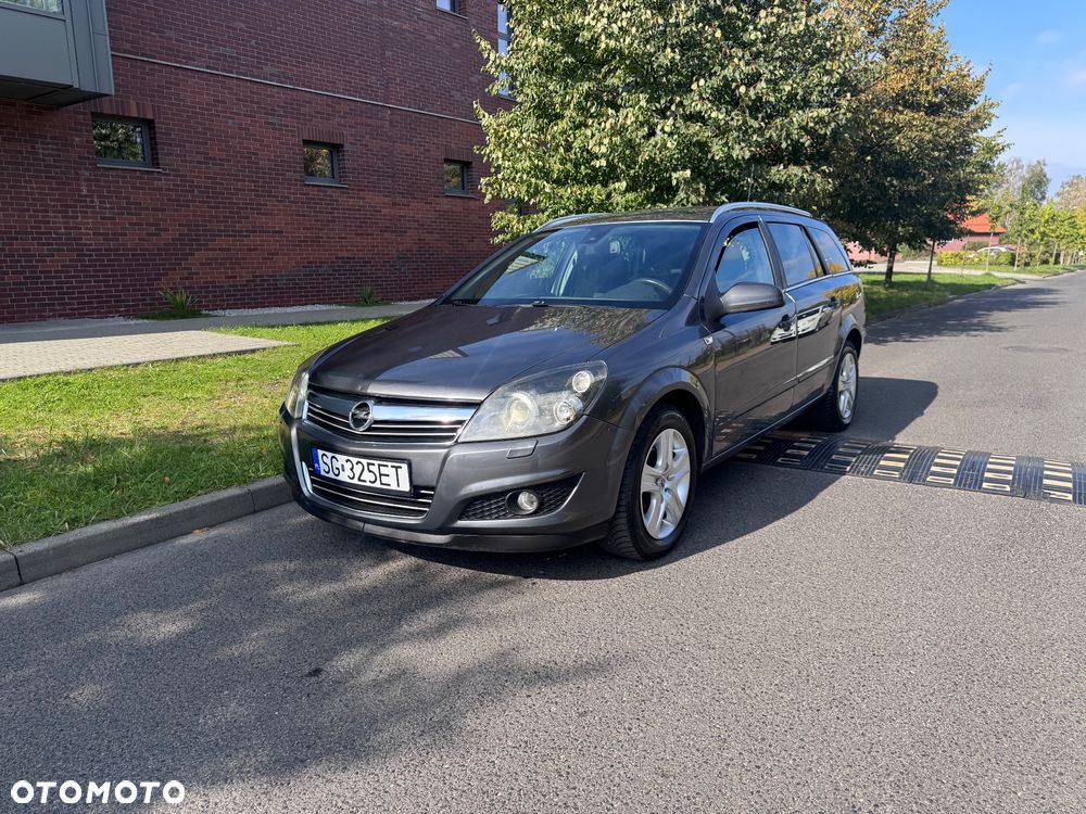 Opel Astra 1.8 Caravan Cosmo - 1