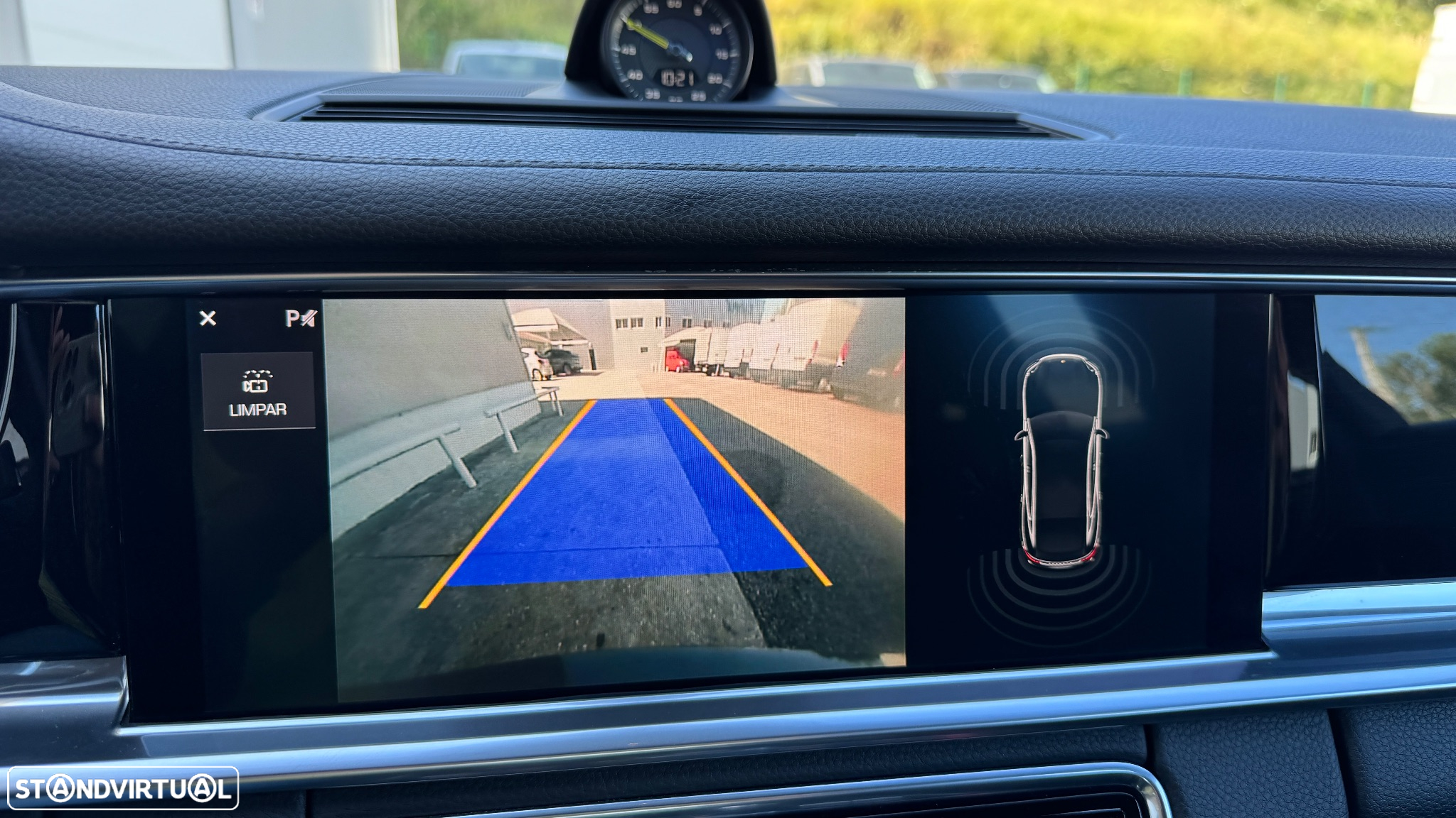 Porsche Panamera 4 E-Hybrid - 45