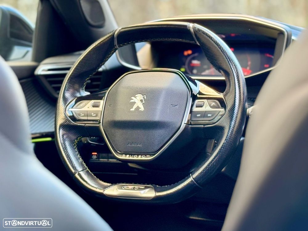 Peugeot 2008 1.2 PureTech GT Line - 10