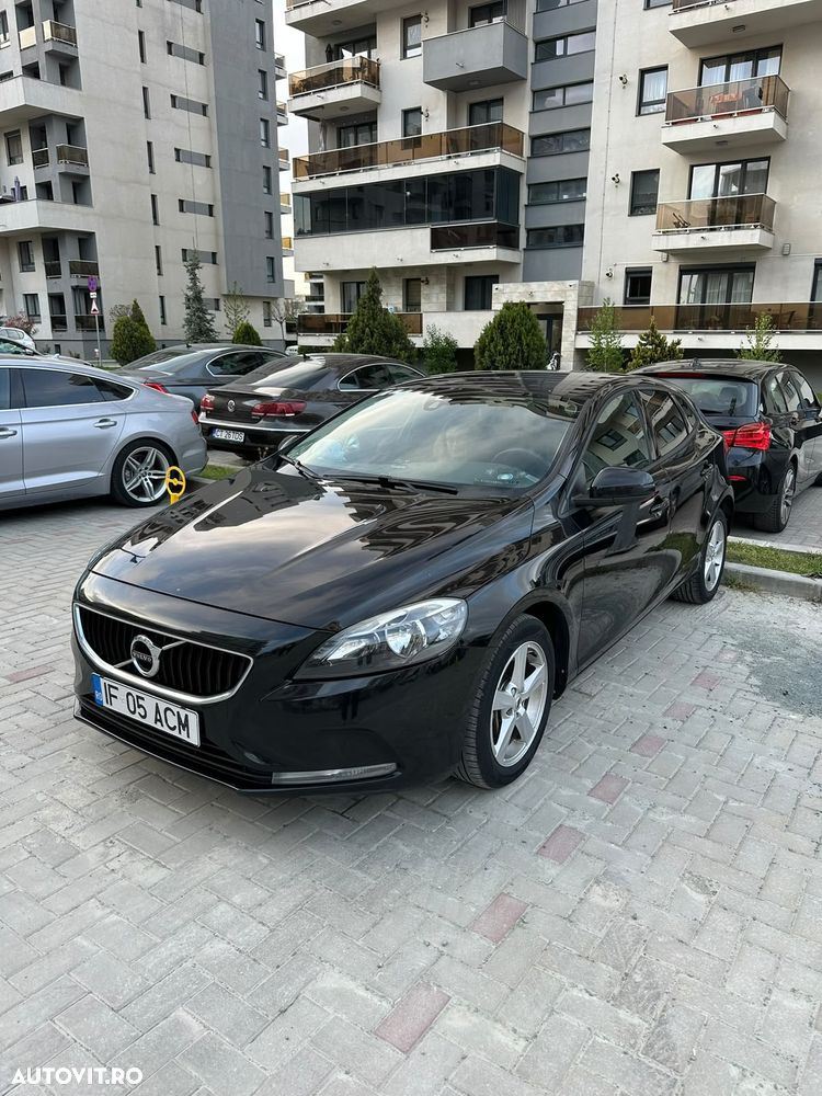 Volvo V40 D2 Aut. Basic - 1