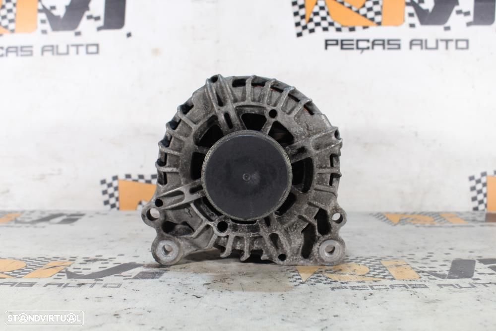Alternador Volkswagen Golf Vi (5K1)  03L903023a / 26088901 - 2