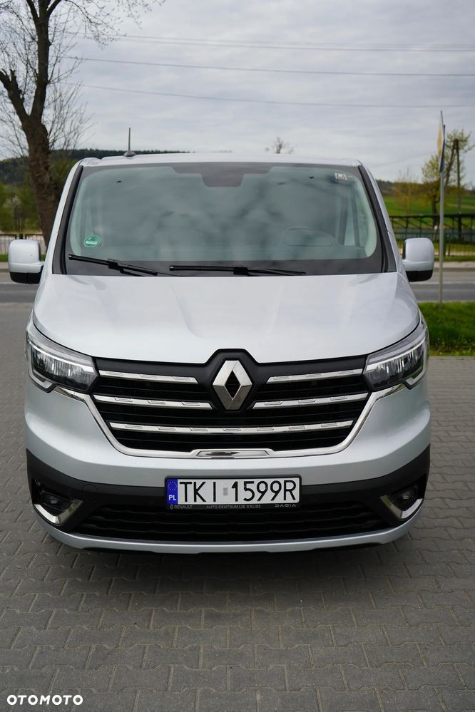 Renault Trafic 2.0 dCi - 13