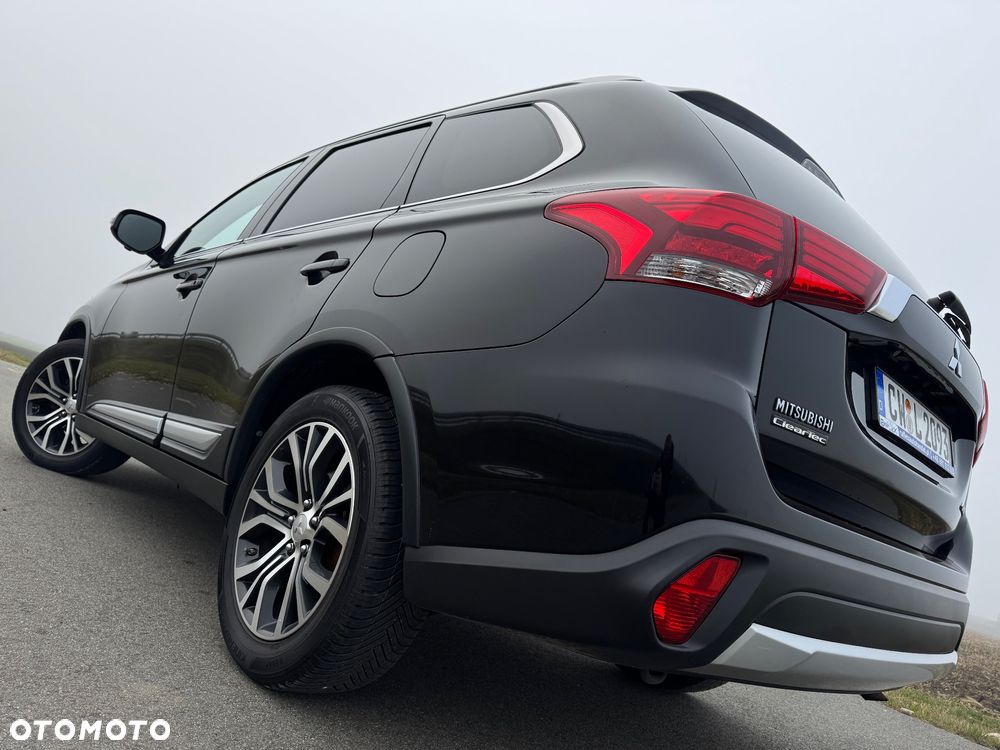 Mitsubishi Outlander 2.0 2WD CVT Diamant Edition+ - 21